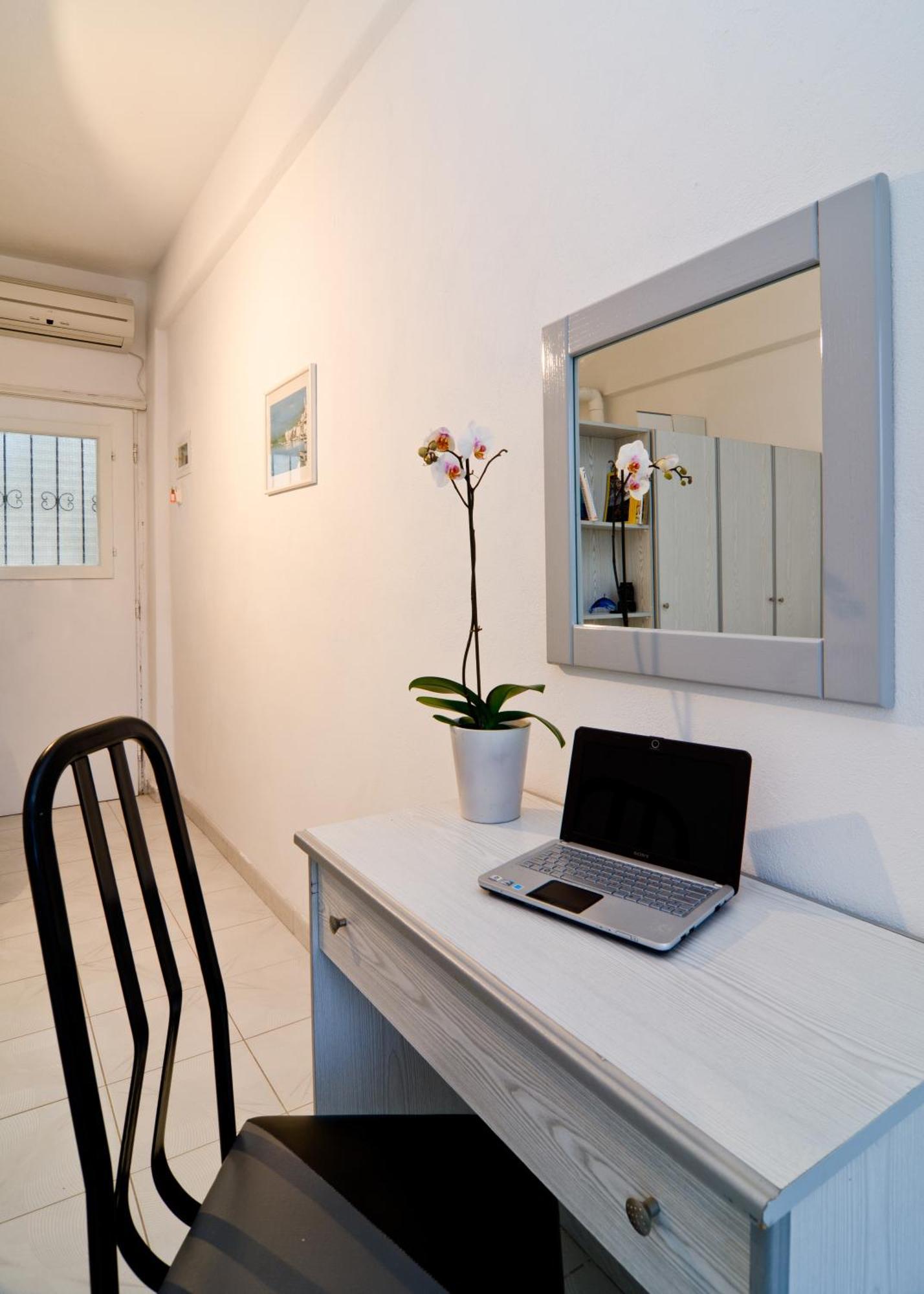Villa Bianca Studios Посиди Экстерьер фото